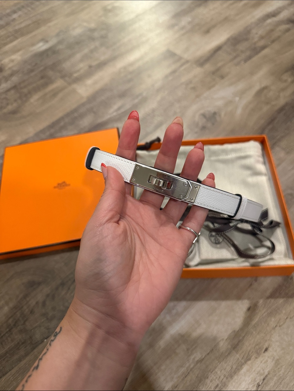 Hermès Kelly 18 White Belt with Palladium Hardware